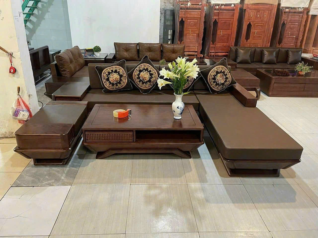 Bộ bàn ghế phòng khách thuyền chữ L đục caro gỗ sồi nga