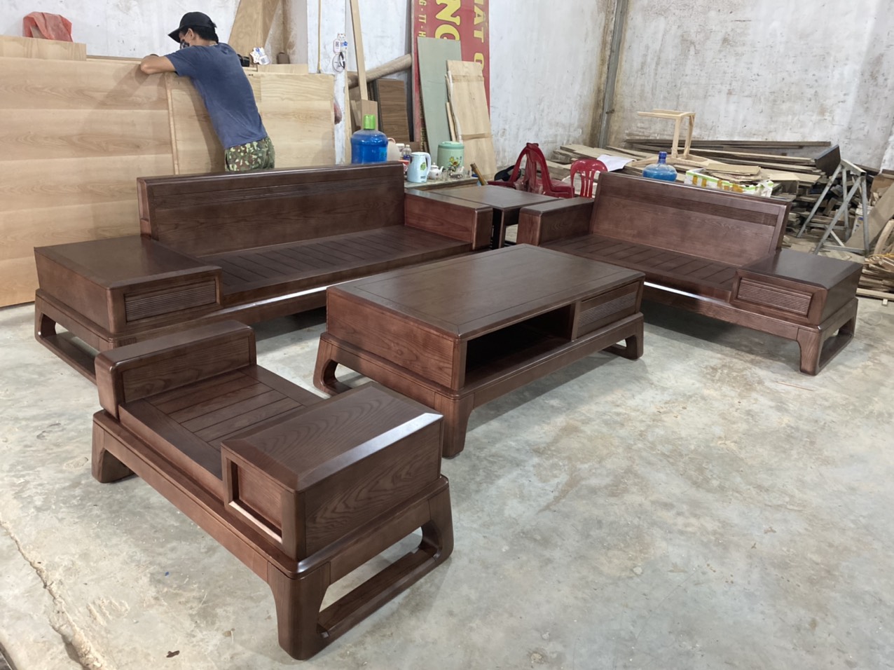 Bàn ghế sofa gỗ chân quỳ 2 văng new 2025